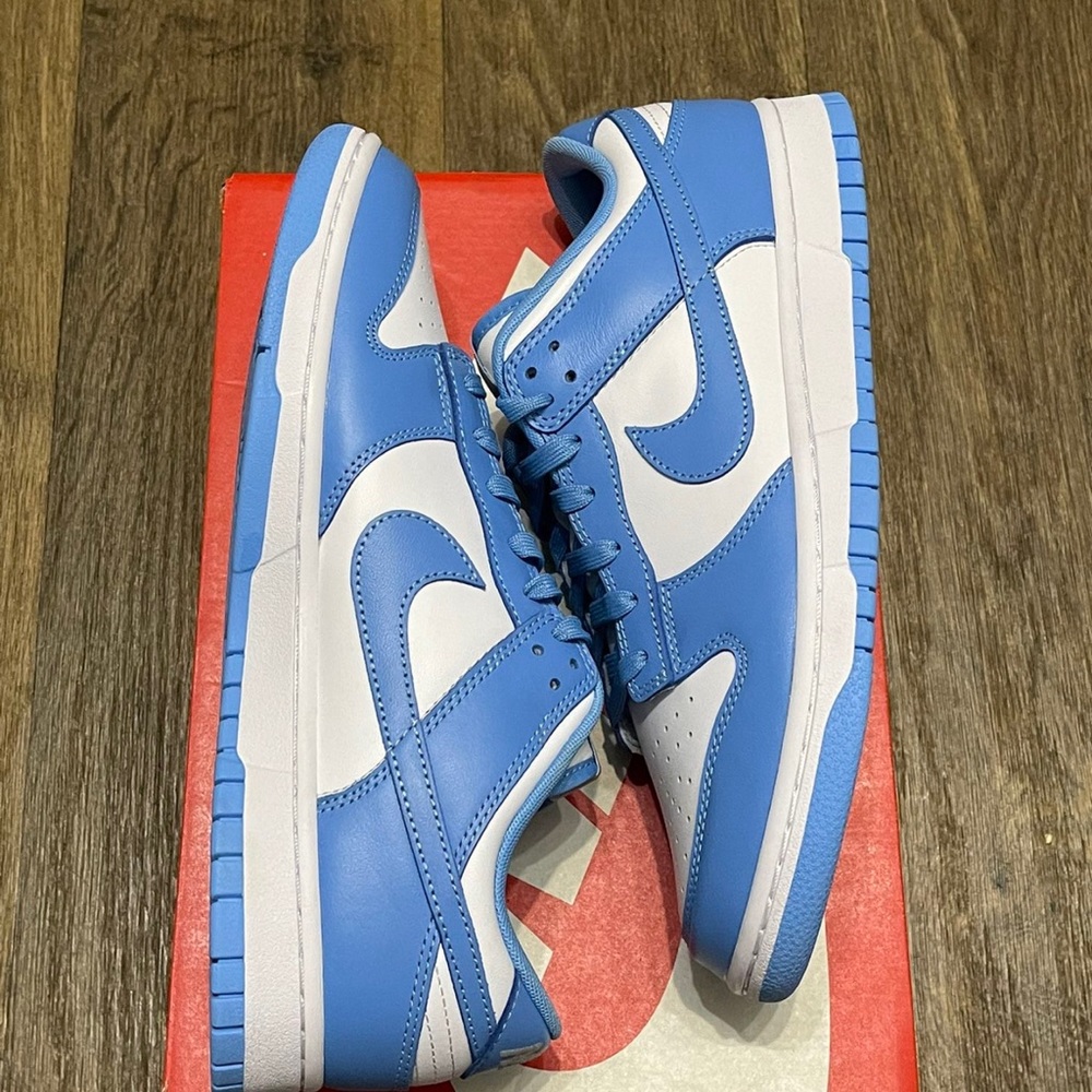 UNC DUNKS FOR HALF PRICE WILL NEGOTIATE FRESH OUT THE BOX